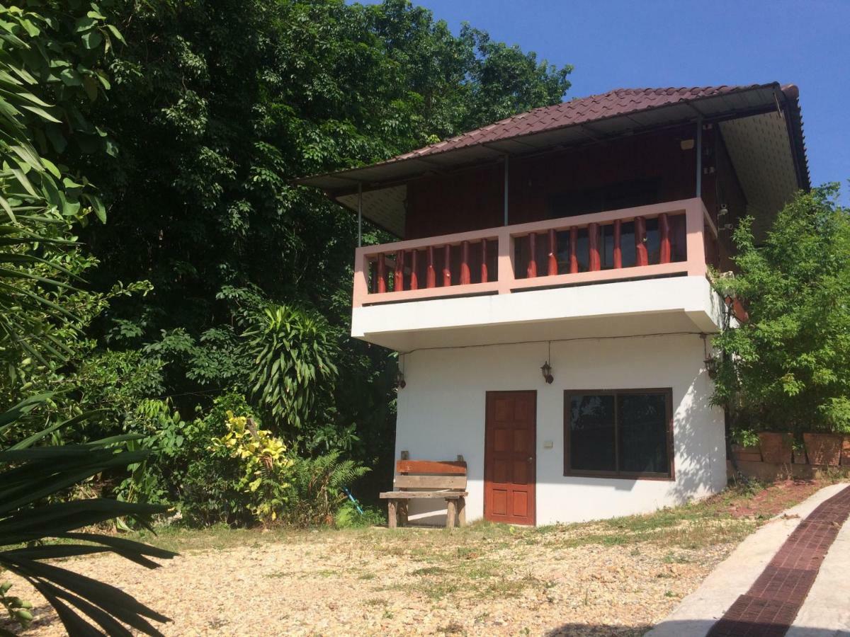 Settee Homestay Nan Luaran gambar
