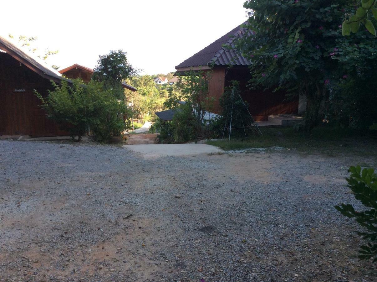 Settee Homestay Nan Luaran gambar
