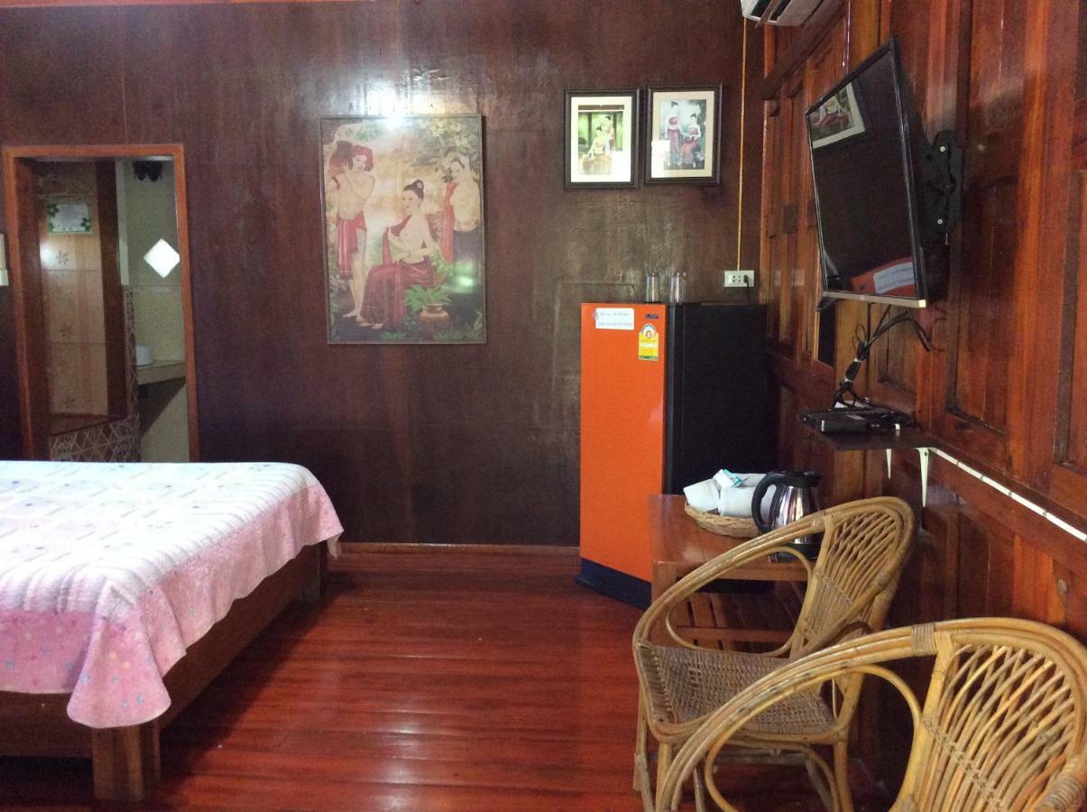 Settee Homestay Nan Luaran gambar