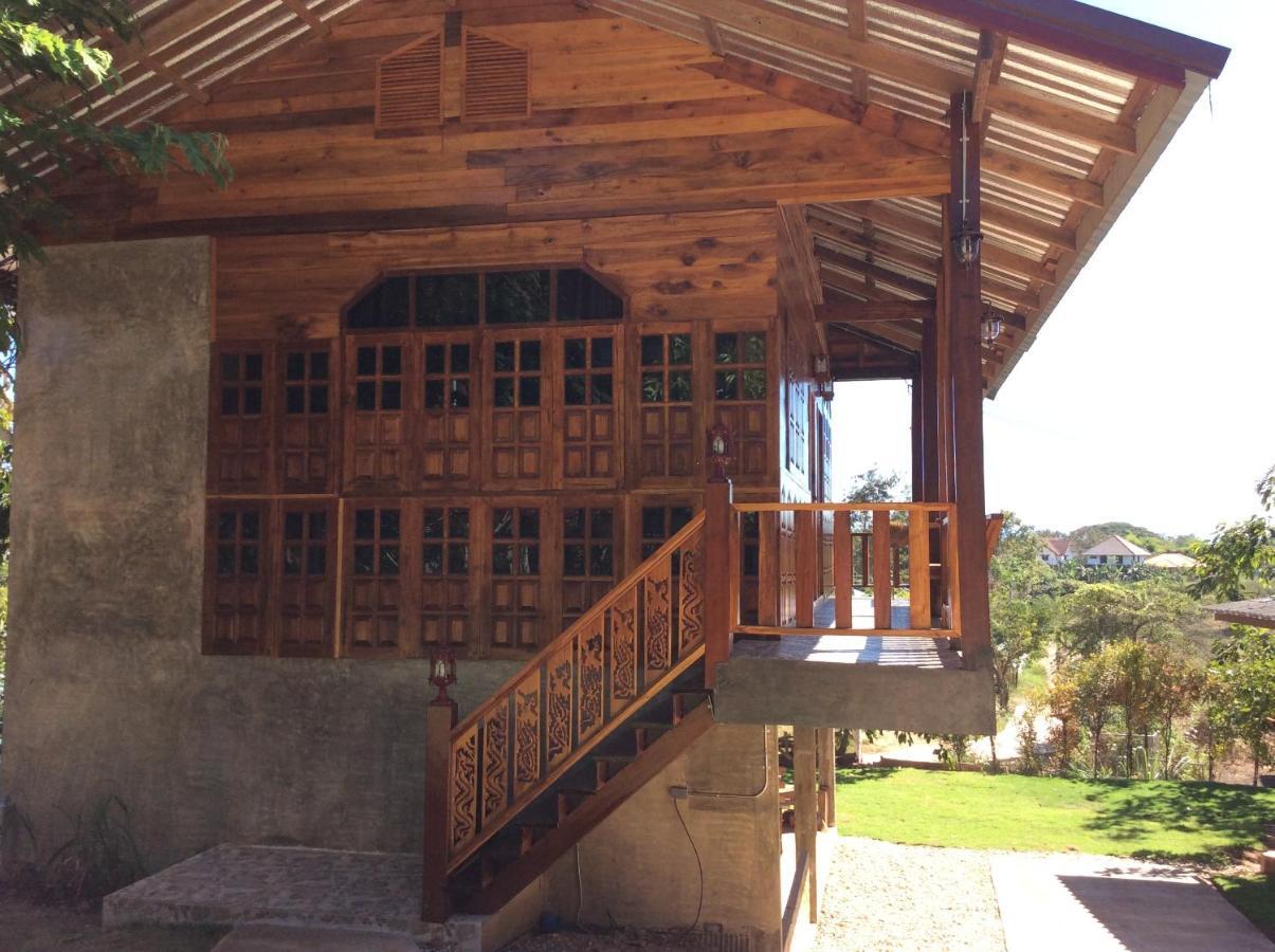 Settee Homestay Nan Luaran gambar