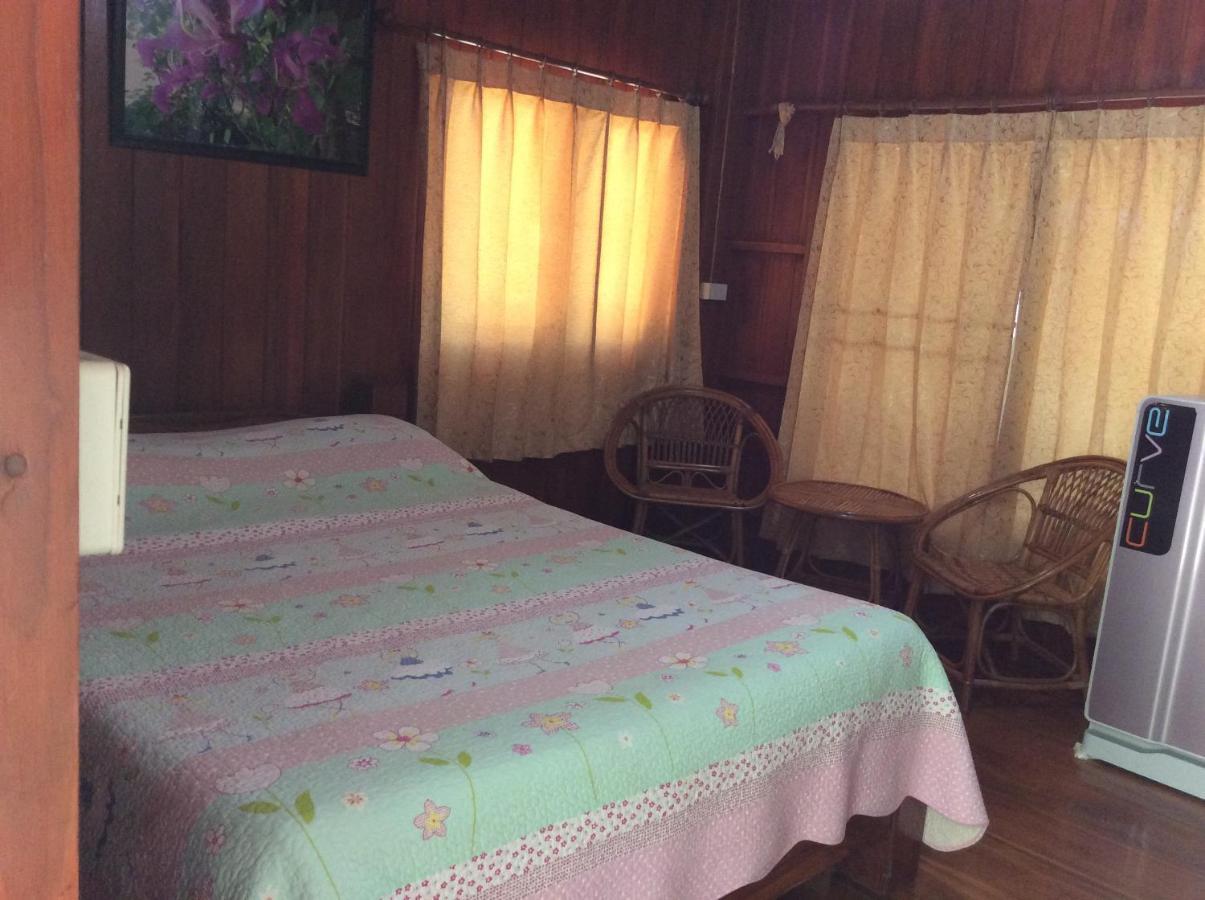 Settee Homestay Nan Luaran gambar