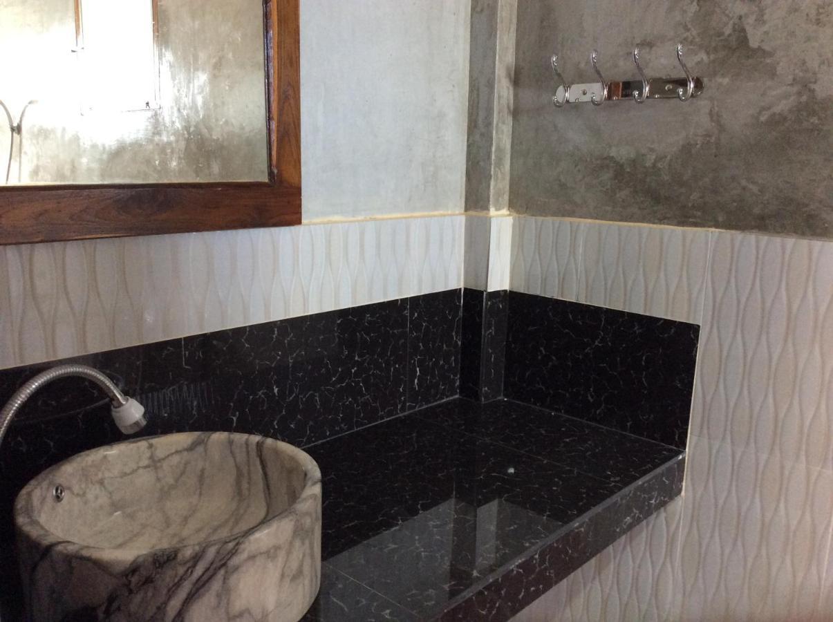 Settee Homestay Nan Luaran gambar